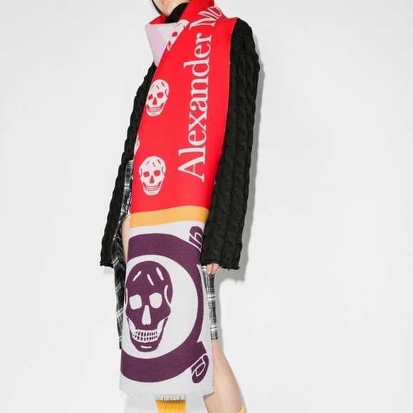 🆕 Authentic Alexander McQueen Skull Logo Patchwork Scarf - Picture 1 of 7